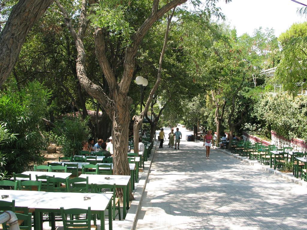 Hidesign Athens Tube Luxury Apt In Kolonaki Eksteriør bilde